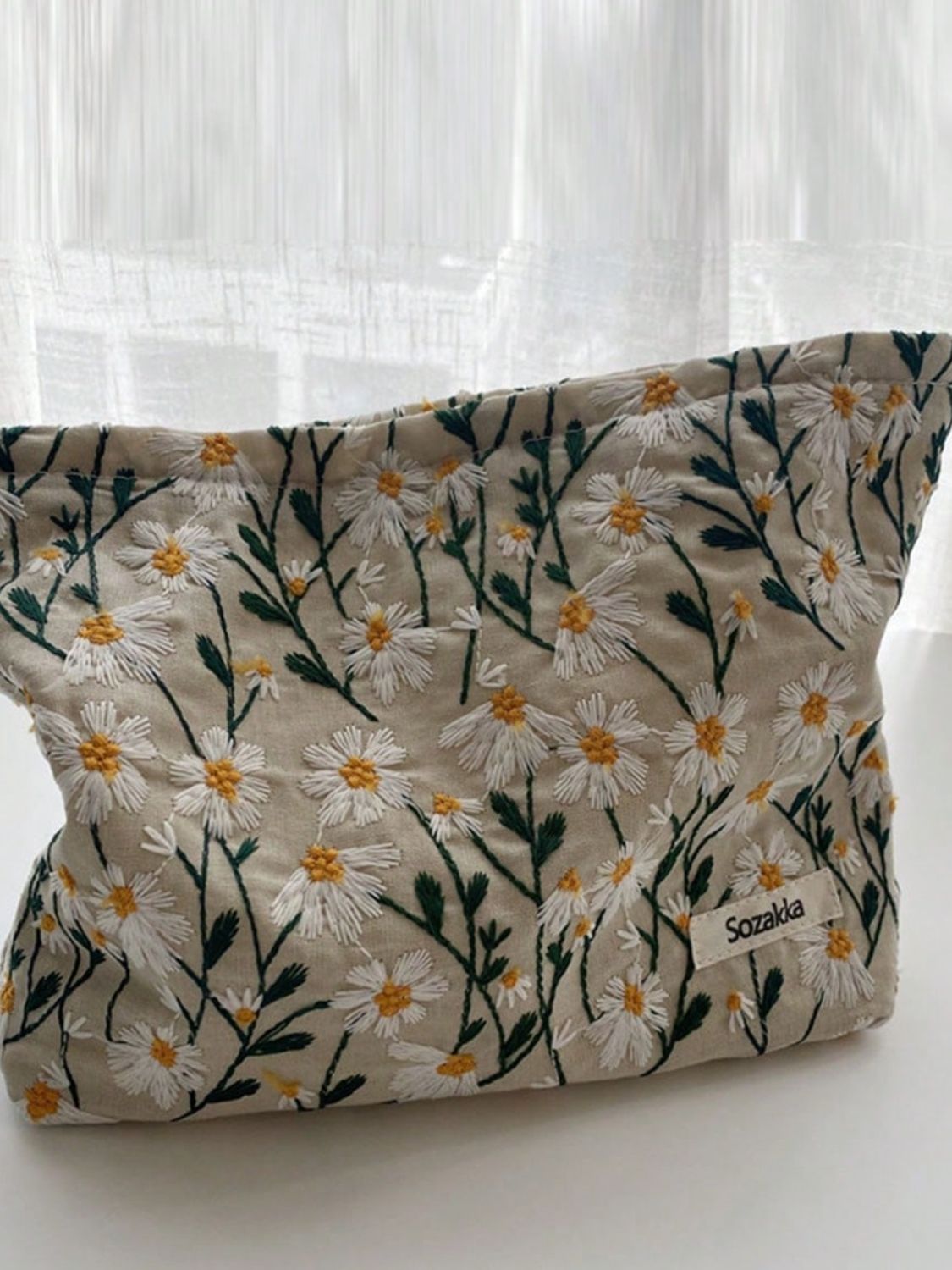 Daisy Embroidered Cosmetic Pouch